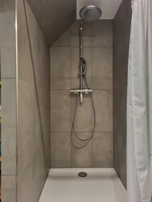 Ein Badezimmer in der Unterkunft Charlottes Waldresidenz
