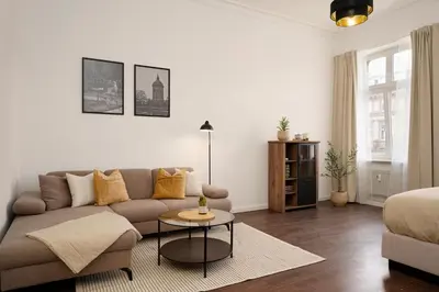 Ein Sitzbereich in der Unterkunft Wohnkultur - Altbau Charme für 8 Personen