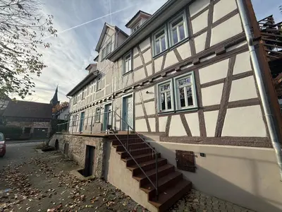 Das Gebäude in dem sich die Ferienwohnung befindet