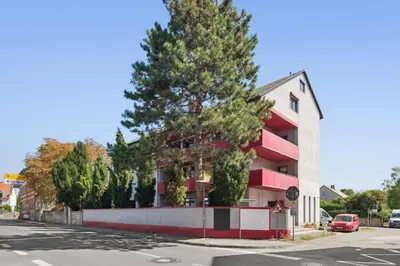 Das Gebäude in dem sich die Ferienwohnung befindet