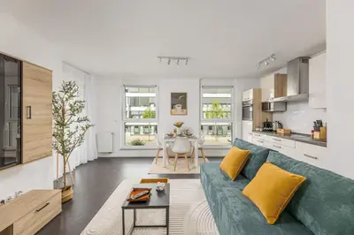 Küche/Küchenzeile in der Unterkunft Kalina Suites - Apartment am Rhein, Nähe BASF, AbbVie, Uni MA