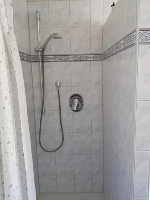 Ein Badezimmer in der Unterkunft Bockstalstr 59a 20b