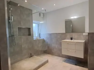 Ein Badezimmer in der Unterkunft Moderne DG-Wohnung mit Flair in guter Lage