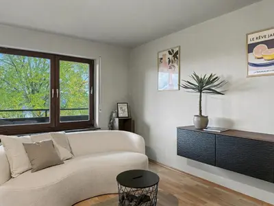 Ein Sitzbereich in der Unterkunft rohrerLiving #2 - Natur pur, Balkon und Panorama