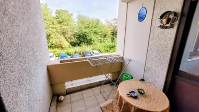 Ein Balkon oder eine Terrasse in der Unterkunft Bright & Cozy Apartment in Mainaschaff