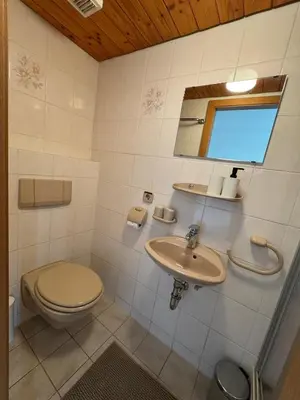 Ein Badezimmer in der Unterkunft Haus Schömberg