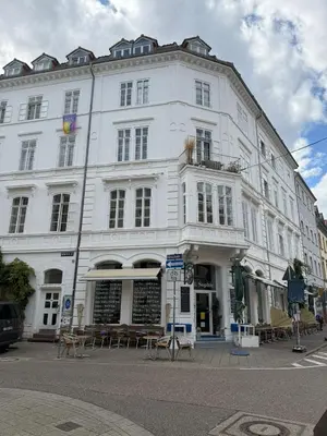 Das Gebäude in dem sich die Ferienwohnung befindet