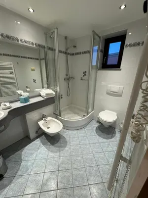 Ein Badezimmer in der Unterkunft Apartmenthaus Wilder Mann