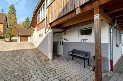 Ein Balkon oder eine Terrasse in der Unterkunft Ferienwohnung Knittlingen