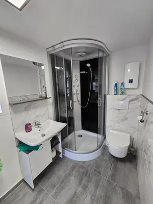 Ein Badezimmer in der Unterkunft Appartement Kristina
