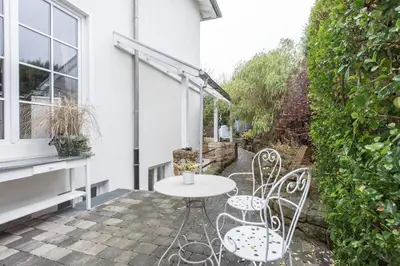Ein Garten an der Unterkunft Gemütliches Zuhause im Souterrain - Masblanche No 1