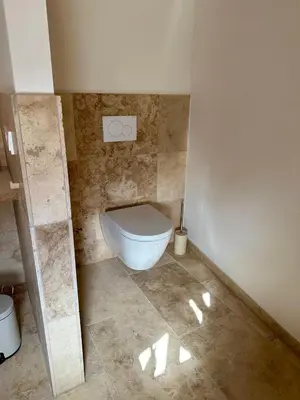 Ein Badezimmer in der Unterkunft Neue Neunzehn - Stadthaus, 2DZ, 2Bäder, Kamin