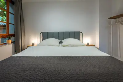 Ein Bett oder Betten in einem Zimmer der Unterkunft Krebiehls Winkelhof