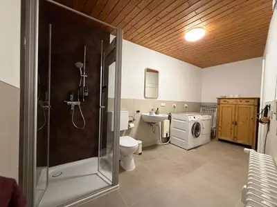 Ein Badezimmer in der Unterkunft Ferienwohnungen Zum Alten Buchbinder