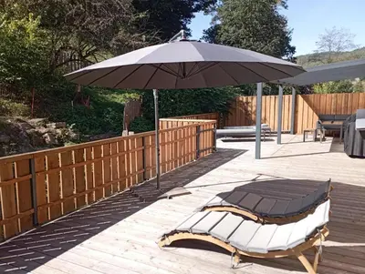 Ein Patio oder anderer Außenbereich in der Unterkunft Familienfreundliche Ferienwohnung 