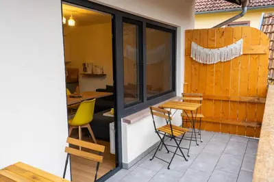 Ein Sitzbereich in der Unterkunft Familienfreundliche Ferienwohnung 