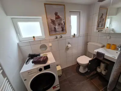 Ein Badezimmer in der Unterkunft bird's nest Ferienwohnung in der Altstadt, offenes Fachwerk