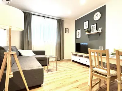 TV/Unterhaltungsangebot in der Unterkunft COZEE - Air-Conditioned Apartment with Netflix