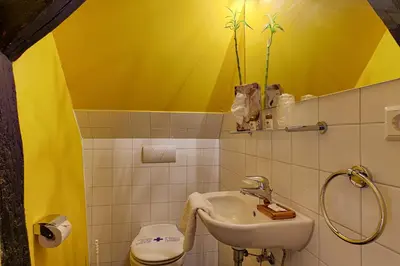 Ein Badezimmer in der Unterkunft Hotel Kleine Radlerherberge