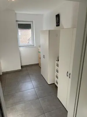 Grundriss der Unterkunft 3 Zimmer Wohnung mit Balkon und Parkplatz