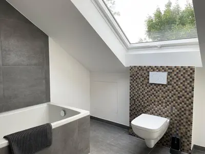 Ein Badezimmer in der Unterkunft Moderne Unterkunft mit 5 Betten in Pfaffenhofen-Baden-Württemberg