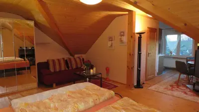 Ein Bett oder Betten in einem Zimmer der Unterkunft Das blaue Haus