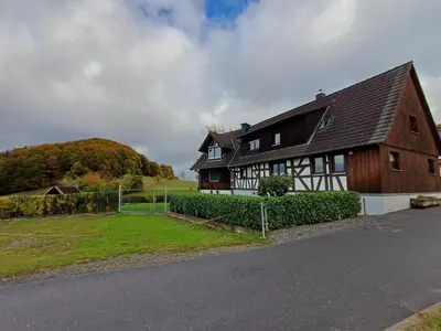 Das Gebäude in dem sich die Ferienwohnung befindet