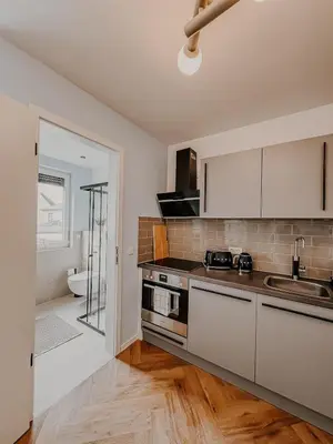Küche/Küchenzeile in der Unterkunft Batu Apartment