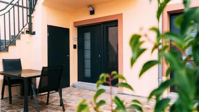 Ein Balkon oder eine Terrasse in der Unterkunft Calm Belt Cozy Apartment im Herzen von Durlach