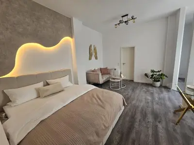 Ein Bett oder Betten in einem Zimmer der Unterkunft Good Vibes Luxury Homes