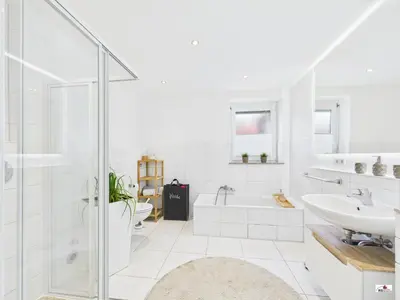 Ein Badezimmer in der Unterkunft Winter Garden Dream Steinheim