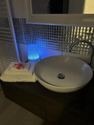 Ein Badezimmer in der Unterkunft Neue Erdgeschosswohnung in Zentrum von Rockenhausen