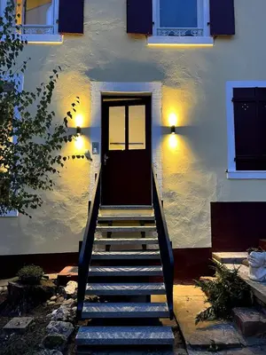 Das Gebäude in dem sich die Ferienwohnung befindet
