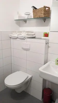 Ein Badezimmer in der Unterkunft FeWo Apland