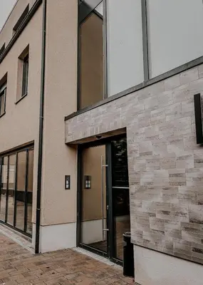 Eine Fassade oder ein Eingang zu stylisches Apartment 6 in Viernheim