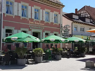 Das Gebäude in dem sich das Hotel befindet