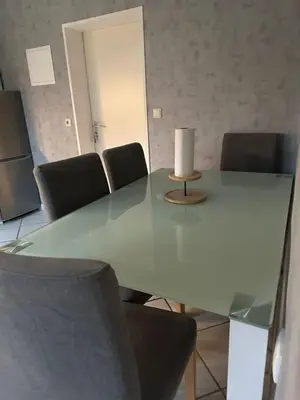 Ein Sitzbereich in der Unterkunft Modern 2-room apartment with large kitchen