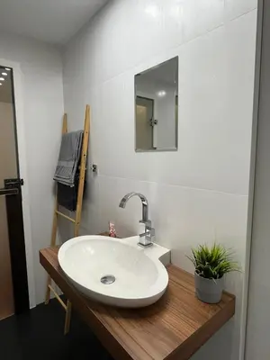 Ein Badezimmer in der Unterkunft FlexStay Room 8
