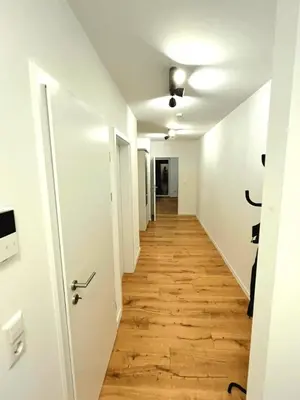 Grundriss der Unterkunft Modernes, neu eingerichtetes Apartment in Top Lage Nahe Autobahn, S Bahn und Stadtzentrum