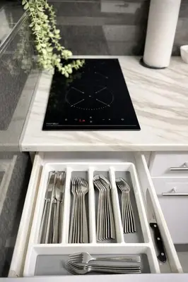 Küche/Küchenzeile in der Unterkunft STN Kocherwald Suite - Ferienwohnung mit 4 Schlafzimmer, 8 Big Beds, Parkplatz & Balkon, Highspeed WLAN, Netflix Premium, Zentral zu Audi & Schwarz Gruppe