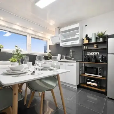 STN Kocherwald Suite - Ferienwohnung mit 4 Schlafzimmer