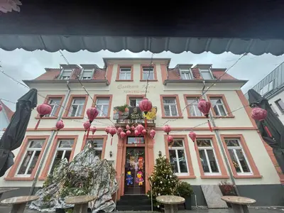 Das Gebäude in dem sich das Hotel befindet
