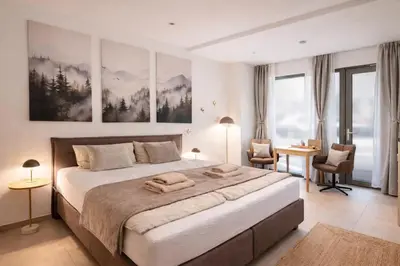 Ein Bett oder Betten in einem Zimmer der Unterkunft Pfalzliebe Suites - Suite Franz, Landau Zentrum
