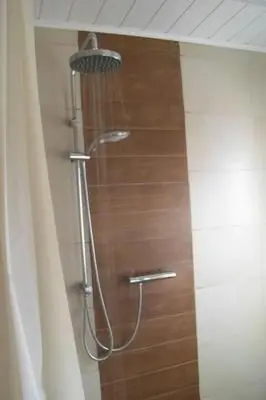 Ein Badezimmer in der Unterkunft Apartment Appartement in Abenheim mit Grill und Terrasse by Interhome