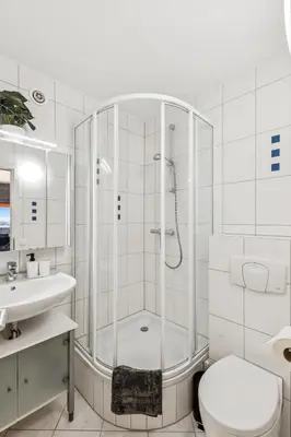 Ein Badezimmer in der Unterkunft Skyview Apartment mit Balkon & Parkplatz