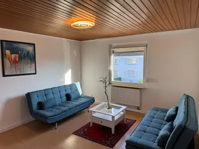 Ein Sitzbereich in der Unterkunft Gemütliche, lichtdurchflutete Wohnung