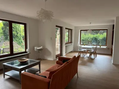 Ein Sitzbereich in der Unterkunft Haus Boom in Dreieich, sehr ruhig gelegen, Nähe Frankfurt City und Messe, Frankfurt Flughafen, Golf Club