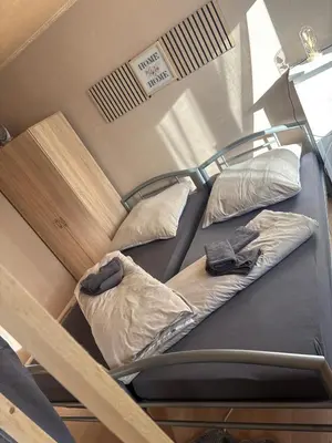 Ein Bett oder Betten in einem Zimmer der Unterkunft Top location central