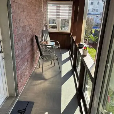 Top location central