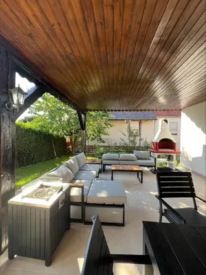 Ein Sitzbereich in der Unterkunft Urban Stay Goldstadt